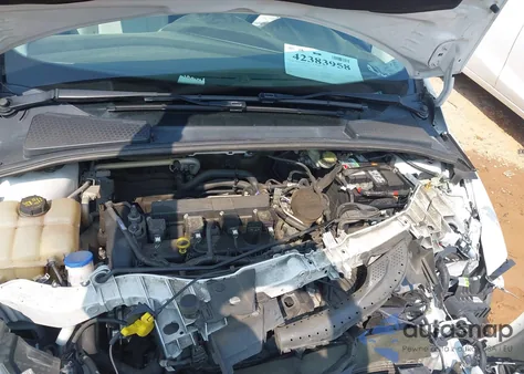 2016 Ford Focus Titanium from USA, damaged, VIN 1FADP3N28GL307942